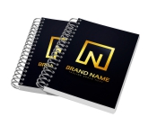 AGENDAS, CADERNOS E APOSTILAS CADERNETA CAPA DURA WIRE O MIOLO PERSONALIZADO ABERTURA HORIZONTAL  CAPA COUCHÊ 150G NO PAPEL PARANÁ E MIOLO AP 75G LAM FOSCA FR  E HOTSTAMPING FR 48 FOLHAS 150X210MM - CC1HS50